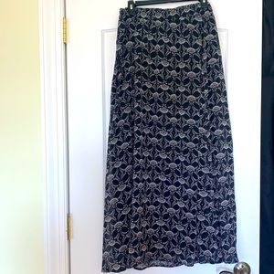 Black and White patterned Maxi Skirt